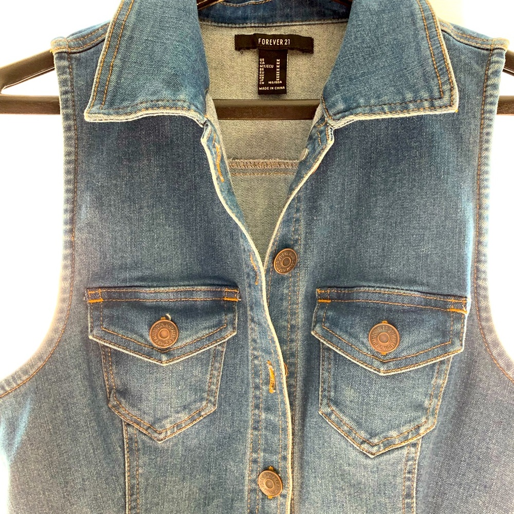 Forever 21 sleeveless jean dress size medium